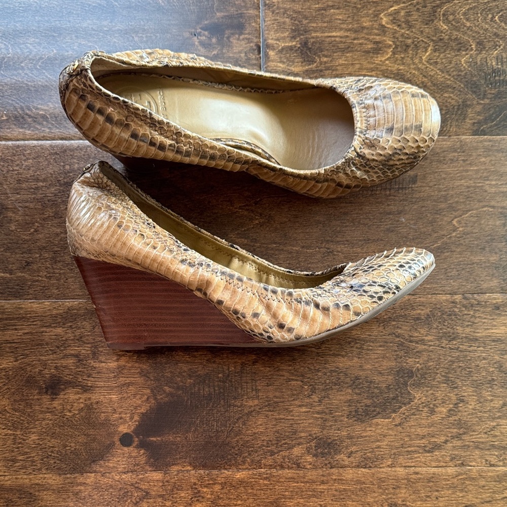 Tory Burch Brown Snakeskin Wedges